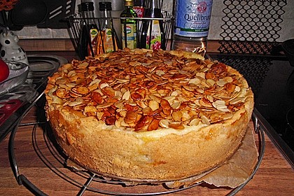 Bratapfelkuchen mit Zimt - Marzipan 22