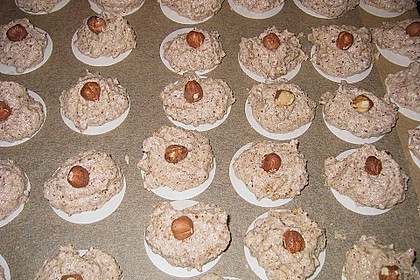 Haselnussmakronen 3