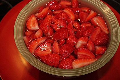 Erdbeerbowle 4