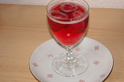 Erdbeerbowle 8