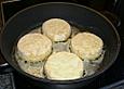 Gebackener Camembert mit Sauerkirschsauce