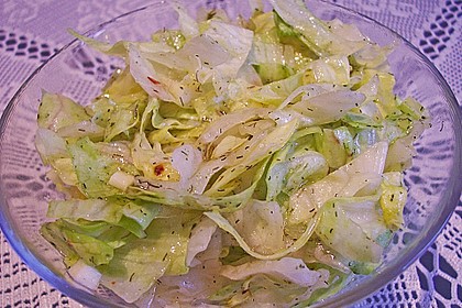 Gr&uuml;ner Salat mit Zitrone 3