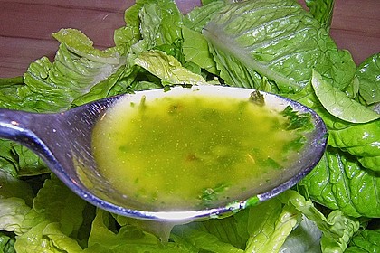 Gr&uuml;ner Salat mit Zitrone 4