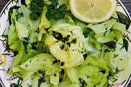 Gr&uuml;ner Salat mit Zitrone 12