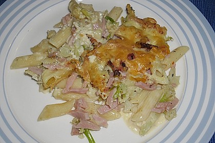 Blumenkohlauflauf mit Nudeln und Schinkenspeck 5
