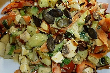 Gurken, Tomaten, Feta Salat 24