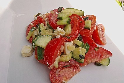 Gurken, Tomaten, Feta Salat 8