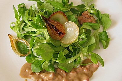Feldsalat mit Sahne - Speck - Sauce 4