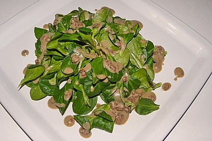 Feldsalat mit Sahne - Speck - Sauce 16