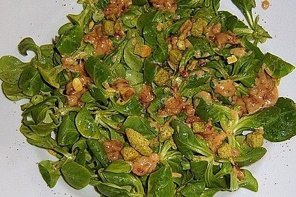 Feldsalat mit Sahne - Speck - Sauce
