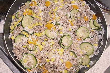 Zucchini - Gem&uuml;se - Pfanne mit Hackfleisch und Reis 2