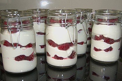 Mascarpone - Himbeer - Quark 82