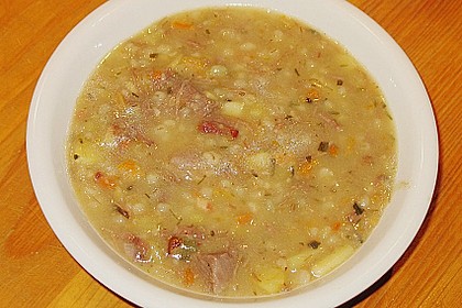 Axel&acute;s  Graupensuppe