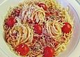 Spaghetti mit kalter Tomatensauce