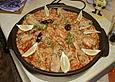 Paella mit Fisch, Fleisch, Gefl&uuml;gel und Meeresfr&uuml;chten