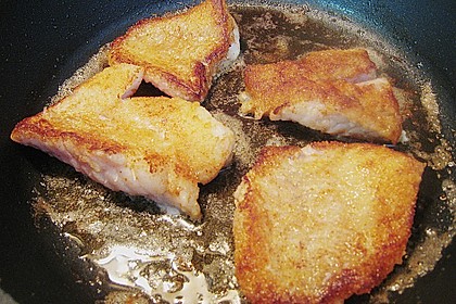 Rotbarsch auf Brokkolischaum mit R&ouml;schen und Tomatenkompott 4