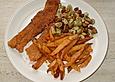 Westf&auml;lisches Schnitzel mit selbst gemachten Pommes und dicken Bohnen mit Speck
