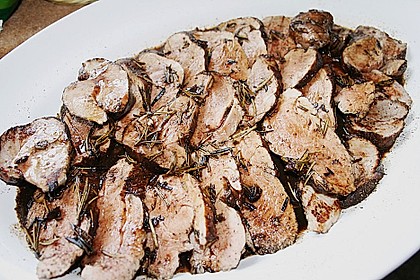 Rosmarin-Balsamico-Schweinefilet 111
