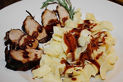 Rosmarin-Balsamico-Schweinefilet 48