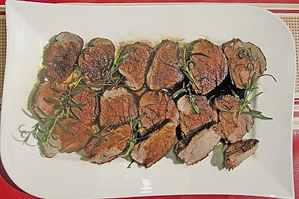 Rosmarin-Balsamico-Schweinefilet 81