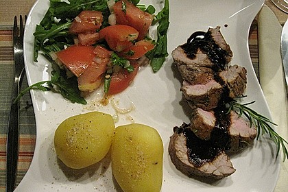 Rosmarin-Balsamico-Schweinefilet 54
