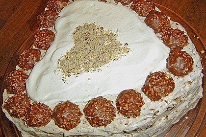 Rocher - Kirsch - Torte 4