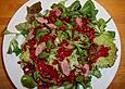Blattsalate mit Lammfilet und Granatapfelkernen