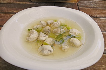 Tom Yam Gai 1