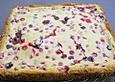 K&auml;setorte mit Johannisbeeren
