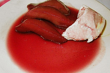 Birnen in Rotwein an Vanilleeis 17