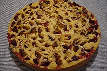 Zwetschgenkuchen mit Rahmguss