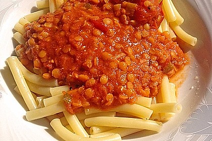 Linsenbolognese mit Pasta und Frühlingszwiebeln 10