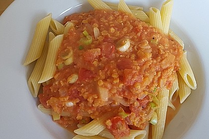 Linsenbolognese mit Pasta und Frühlingszwiebeln 28
