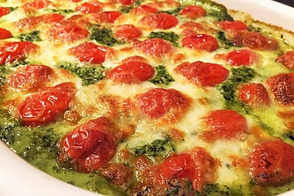Gnocchiauflauf mit Spinat und Cherrytomaten