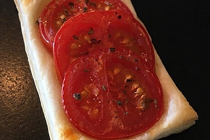 Blätterteig - Tomaten - Quadrate 94