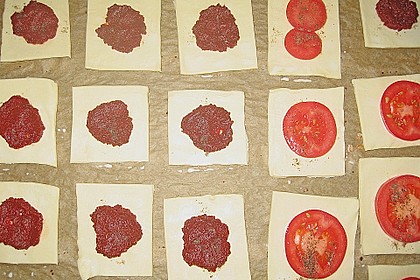 Blätterteig - Tomaten - Quadrate 220