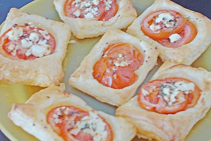 Blätterteig - Tomaten - Quadrate 230