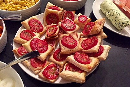 Blätterteig - Tomaten - Quadrate 45