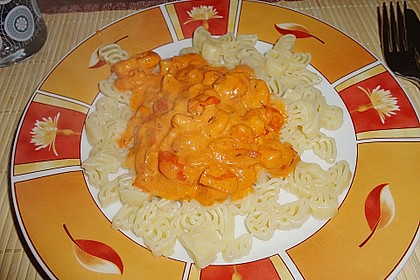 Garnelen in fruchtig, scharfer Sauce auf Nudeln 7