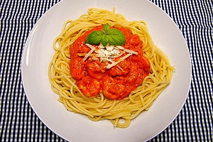 Garnelen in fruchtig, scharfer Sauce auf Nudeln 14