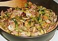 Lauchgem&uuml;se mit Pilzen und Speck