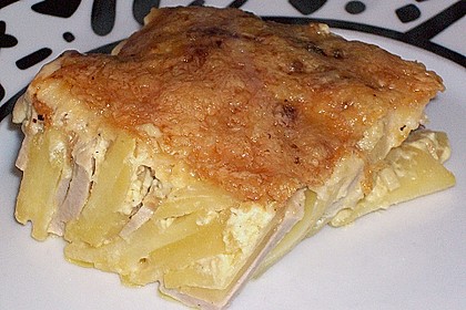 Sahniges Kartoffel - Fleischwurst - Gratin 6