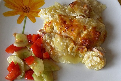 Sahniges Kartoffel - Fleischwurst - Gratin 8