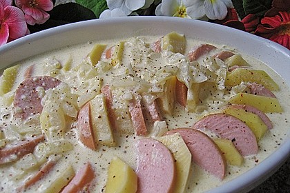 Sahniges Kartoffel - Fleischwurst - Gratin 14