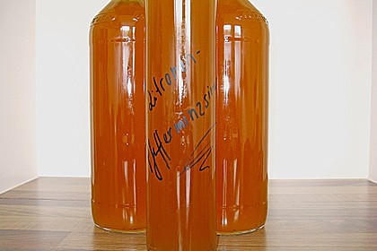 Zitronen - Sirup mit Pfefferminze und Zitronenmelisse 6