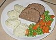 Hackbraten mit Karottengem&uuml;se