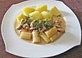 Putengeschnetzeltes mit Spargel und Speck