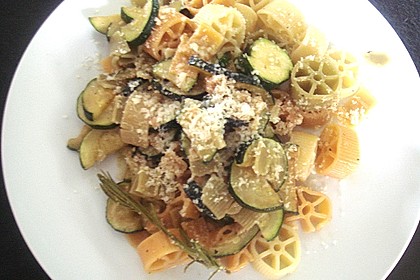 Zucchini - Nudeln 2
