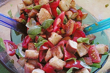 Italienischer Tomaten - Brot - Salat
