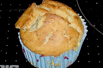 Zucchini Muffins mit saurer Sahne 23